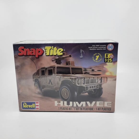 Revell 2012 Snap-Tite Humvee 1:25 Scale Military Model Kit - New, sealed - Picture 1 of 8